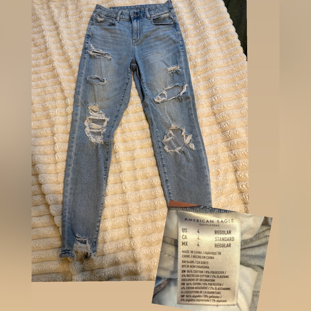 American Eagle Outfitters Women's Light Blue Distressed Skinny Jeans